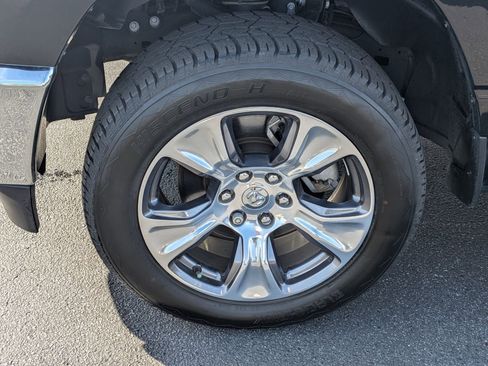 Used 2023 RAM 1500 Laramie image 9