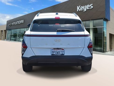 Certified 2024 Hyundai Kona SEL FWD image 6