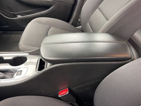 Used 2024 Chevrolet Malibu LT image 13