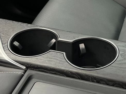 Used 2025 Lexus LX 600 4WD w/ Luxury Package image 30