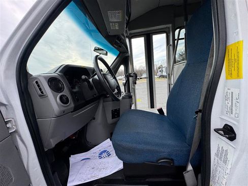 Used 2014 Ford E-450 and Econoline 450 Super Duty w/ Shuttle Bus Prep Package image 36