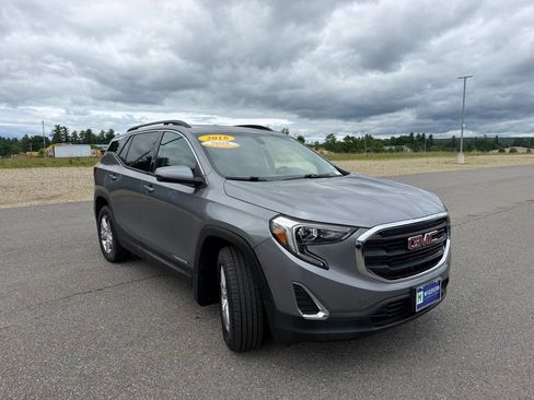 Used 2018 GMC Terrain SLE w/ Driver Convenience Package AWD/4WD image 4