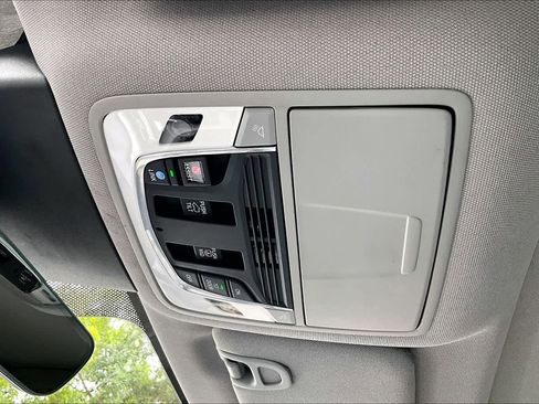 Used 2022 Acura MDX FWD w/ Technology Package image 32