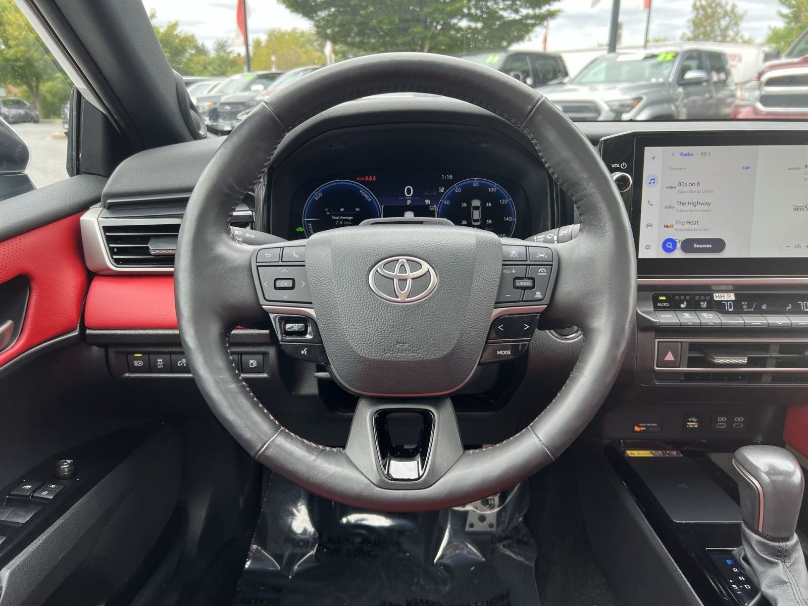 Used 2025 Toyota Camry XSE w/ Premium Plus Package AWD/4WD image 16