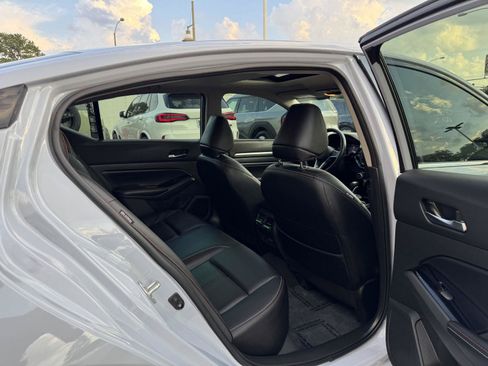 Used 2023 Nissan Altima 2.0 SR FWD image 40