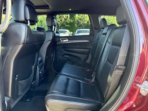 Used 2017 Jeep Grand Cherokee Limited w/ Trailer Tow Group IV AWD/4WD image 17