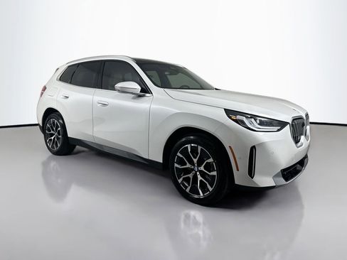 New 2026 BMW X3 xDrive30 w/ Premium Package image 3