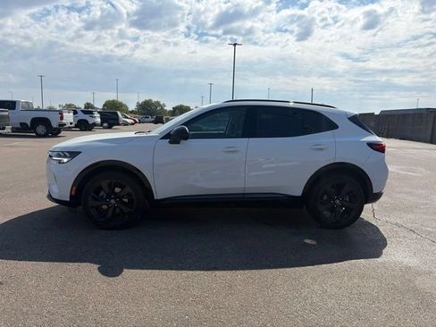 Used 2023 Buick Envision Essence w/ Sport Touring Package AWD/4WD image 4