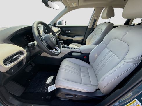 New 2027 Honda HR-V EX-L image 16