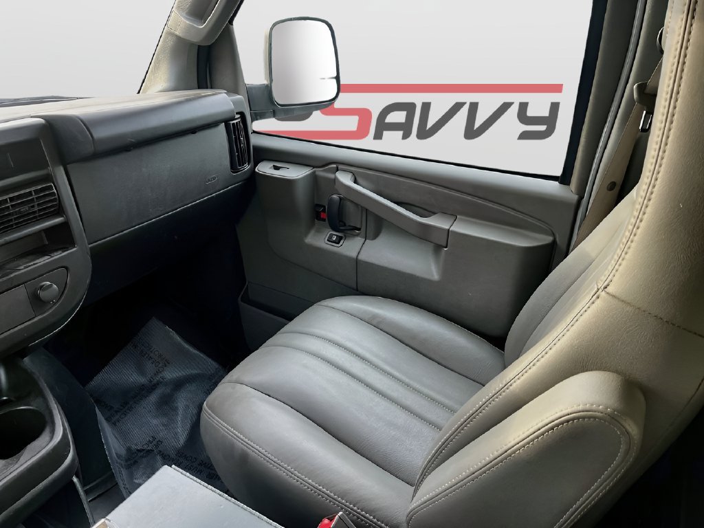 Used 2024 Chevrolet Express 2500 RWD image 21