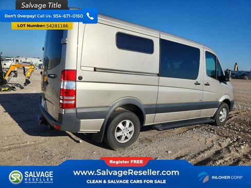 Used 2015 Mercedes-Benz Sprinter 2500 image 4