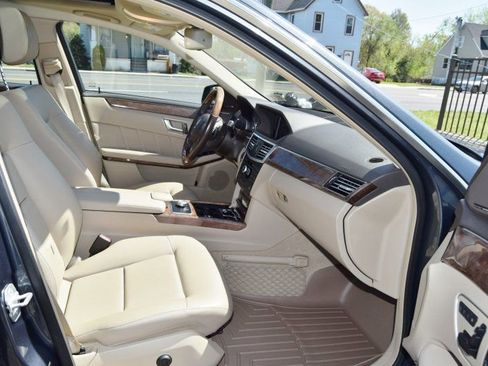 Used 2013 Mercedes-Benz E 350 4MATIC image 27