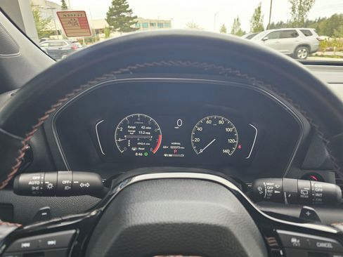 Used 2024 Honda Pilot TrailSport image 28