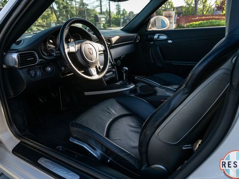 Used 2009 Porsche 911 Carrera S image 24
