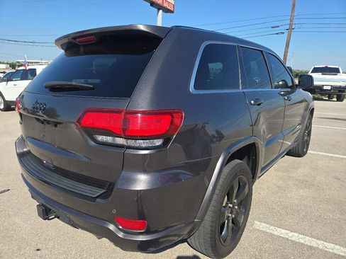 Used 2015 Jeep Grand Cherokee Altitude AWD/4WD image 7