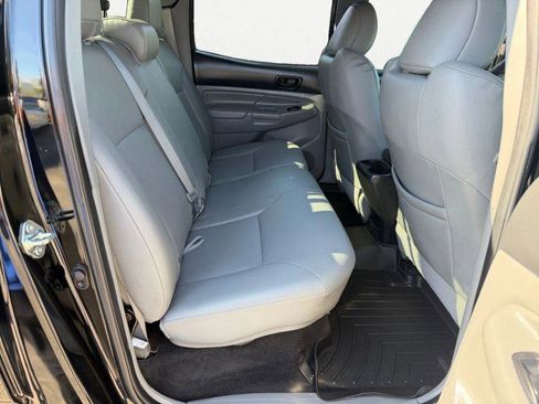 Used 2014 Toyota Tacoma 4x4 Double Cab image 28