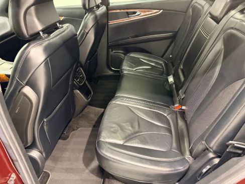 Used 2017 Lincoln MKX Select w/ Select Plus Package image 40