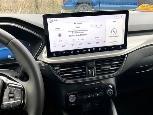 Used 2023 Ford Escape Active w/ Tech Pack #2 image 6