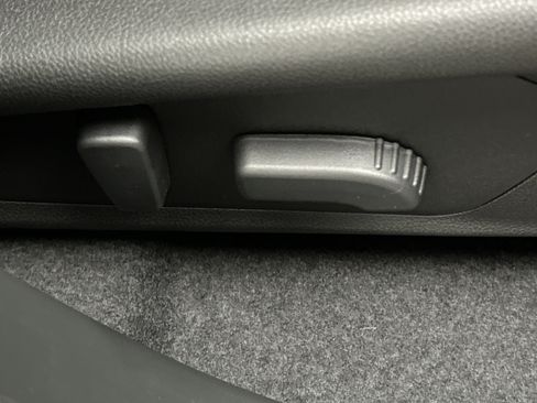 New 2025 Subaru Forester Limited image 25