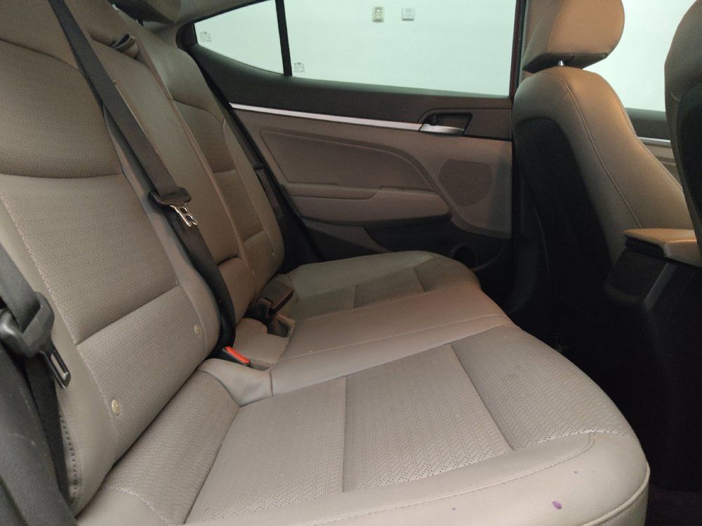 Used 2020 Hyundai Elantra Limited FWD image 19