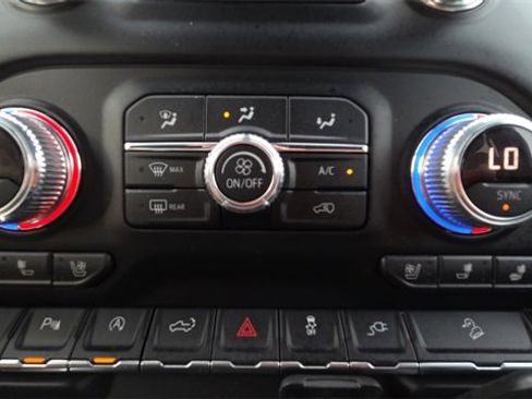 Used 2019 GMC Sierra 1500 SLT w/ SLT Premium Plus Package image 34