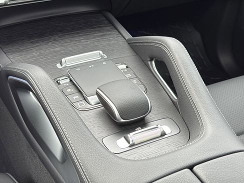 New 2026 Mercedes-Benz GLS 450 4MATIC image 49