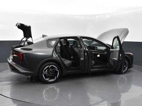 Certified 2025 Kia K4 EX FWD image 47