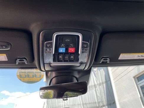 Used 2024 RAM 3500 Limited AWD/4WD image 26