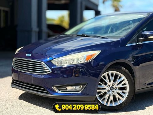 Used 2016 Ford Focus Titanium w/ Exterior Protection Package FWD image 2