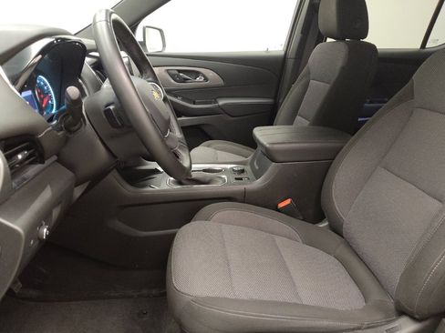 Used 2023 Chevrolet Traverse LT w/ LPO, Cargo Package AWD/4WD image 17