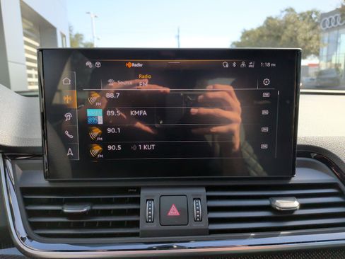 Used 2025 Audi SQ5 Premium Plus image 23