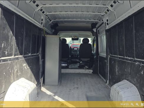 Used 2023 RAM ProMaster 2500 image 4