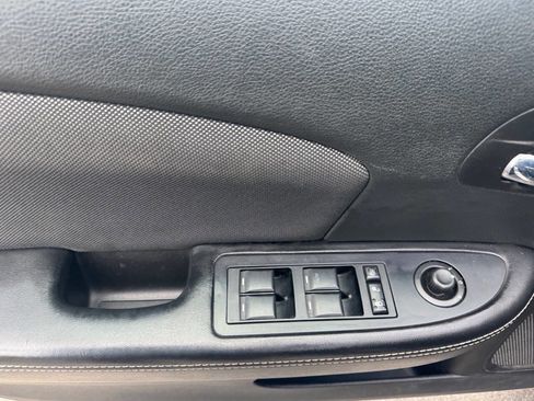 Used 2014 Dodge Avenger SE w/ Blacktop Package image 8