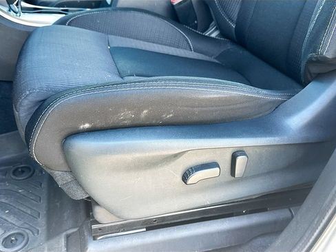 Used 2021 Subaru Ascent Premium w/ Convenience Package AWD/4WD image 19