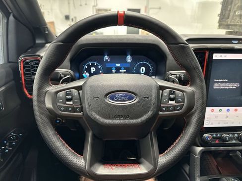 Used 2025 Ford Ranger Raptor image 15