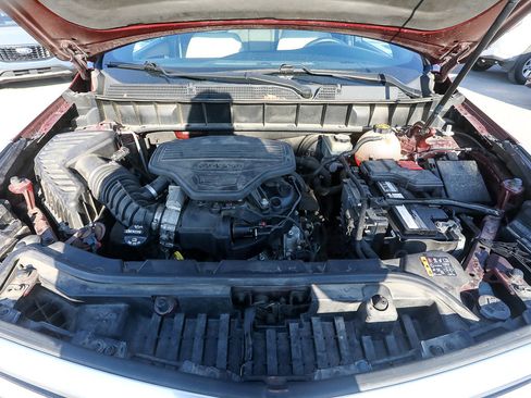 Used 2018 Cadillac XT5 Luxury w/ Driver Awareness Package image 20