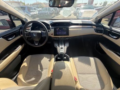Used 2018 Honda Clarity Plug-In Hybrid image 17