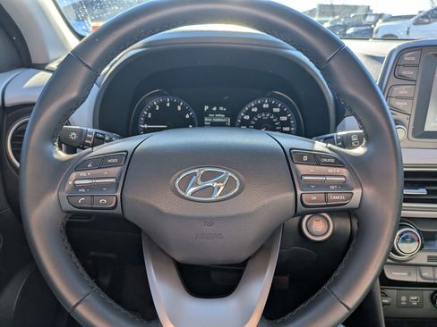 Used 2018 Hyundai Kona Limited image 18