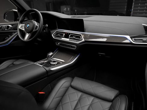 Used 2023 BMW X5 M50i w/ Executive Package image 59