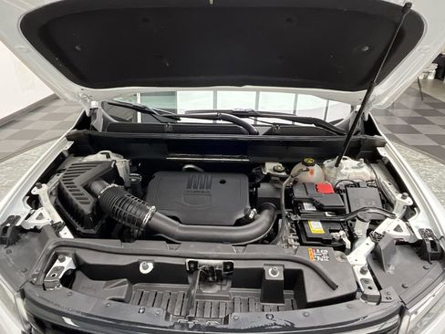 Certified 2023 GMC Acadia SLE w/ Driver Convenience Package image 30