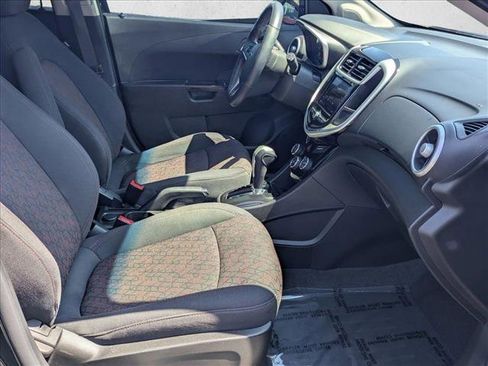 Used 2020 Chevrolet Sonic LT w/ Convenience Package FWD image 19