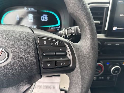 Used 2026 Hyundai Venue SE image 22