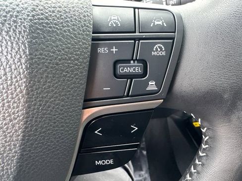 Certified 2025 Toyota Camry SE w/ Convenience Package image 34