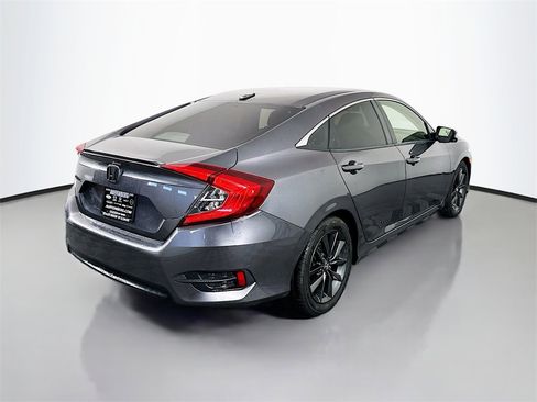Used 2018 Honda Civic EX-L image 7