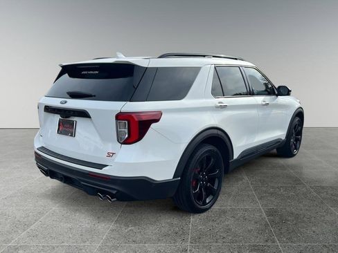 Used 2020 Ford Explorer ST w/ ST Street Pack image 6