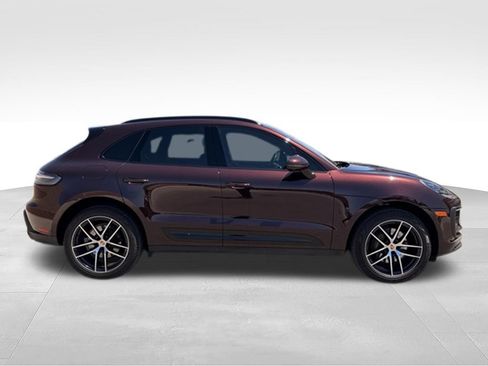Used 2023 Porsche Macan AWD/4WD image 5
