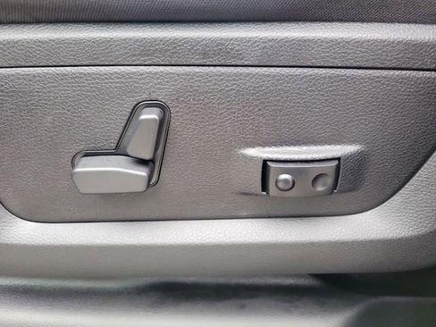 Used 2023 RAM 3500 Big Horn w/ Level 2 Equipment Group image 16