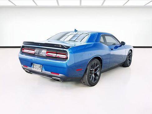 Used 2021 Dodge Challenger GT w/ Driver Convenience Group RWD image 4