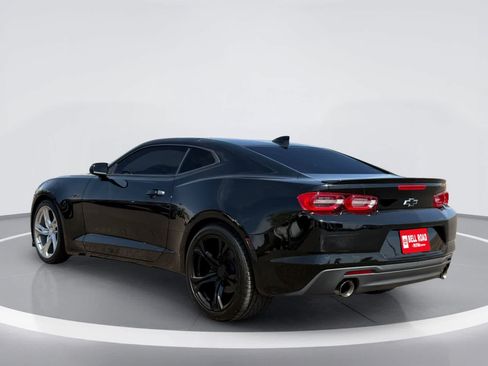 Used 2021 Chevrolet Camaro LT RWD image 3
