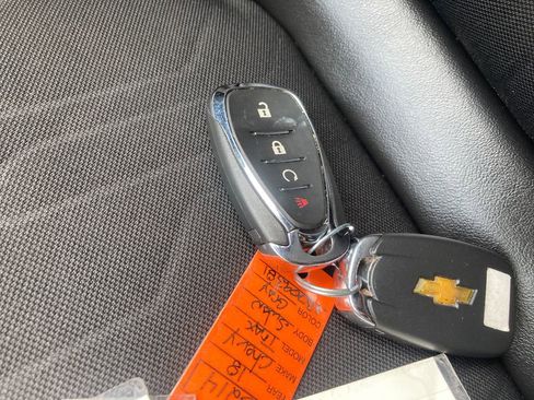 Used 2018 Chevrolet Trax LT w/ LT Convenience Package AWD/4WD image 33